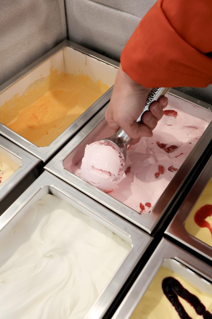 Scooping Creekside Creamery Hortonville Ice Cream